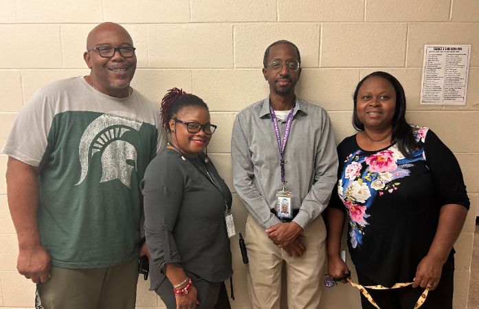  Social Workers 2 men and 2 ladies